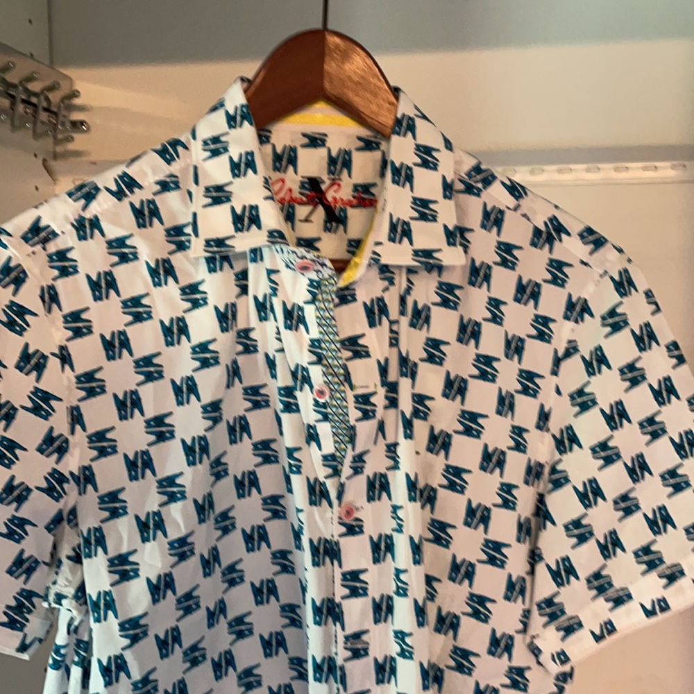 Robert Graham Short Sleeve Closet clean out!